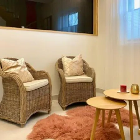 公寓 With Sauna In The Heart Of